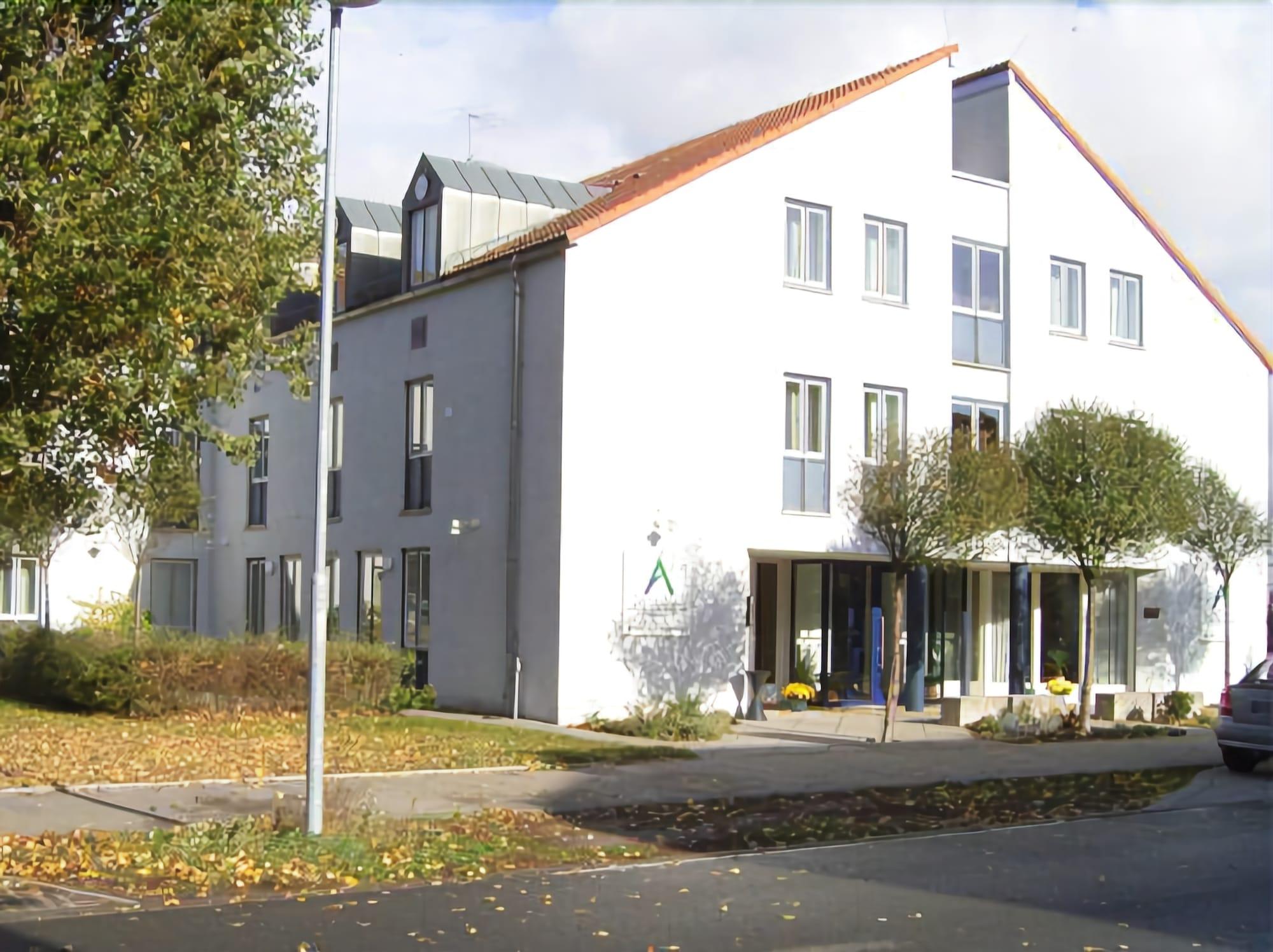 Prima Hotel Havelland Gross Kreutz Экстерьер фото