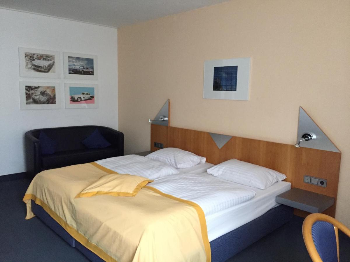 Prima Hotel Havelland Gross Kreutz Экстерьер фото
